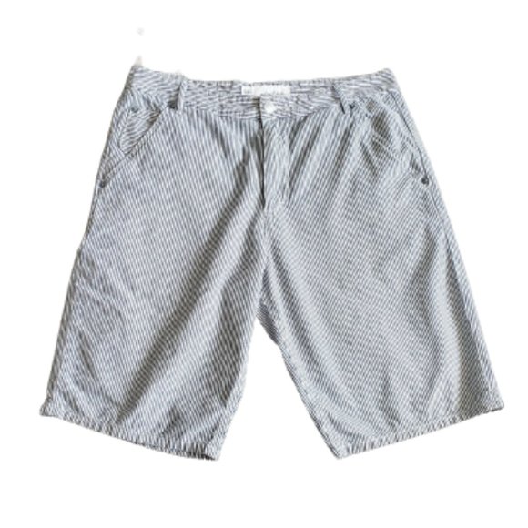 Etnies Other - Etnies white & blue striped shorts 34